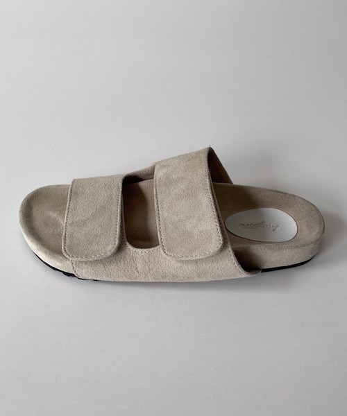 CANAL JEAN(キャナルジーン)の「from Lagoon(フロムラグーン) スウェードダブルベルトサンダル(サンダル・レディース・サンドグレー/ブラウン・37/38/39)」の9枚目の写真