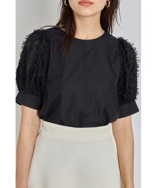 &. NOSTALGIA(アンドドットノスタルジア)の「フリンジスリーブブラウス(シャツ/ブラウス・レディース・ブラック/アイボリー・FREE)」の2枚目の写真