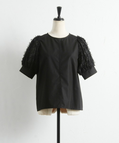 &. NOSTALGIA(アンドドットノスタルジア)の「フリンジスリーブブラウス(シャツ/ブラウス・レディース・ブラック/アイボリー・FREE)」の11枚目の写真