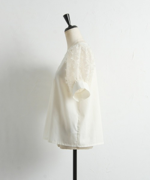 &. NOSTALGIA(アンドドットノスタルジア)の「フリンジスリーブブラウス(シャツ/ブラウス・レディース・ブラック/アイボリー・FREE)」の13枚目の写真