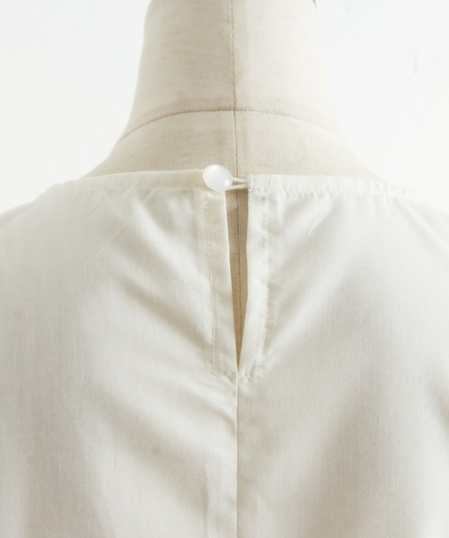 &. NOSTALGIA(アンドドットノスタルジア)の「フリンジスリーブブラウス(シャツ/ブラウス・レディース・ブラック/アイボリー・FREE)」の15枚目の写真