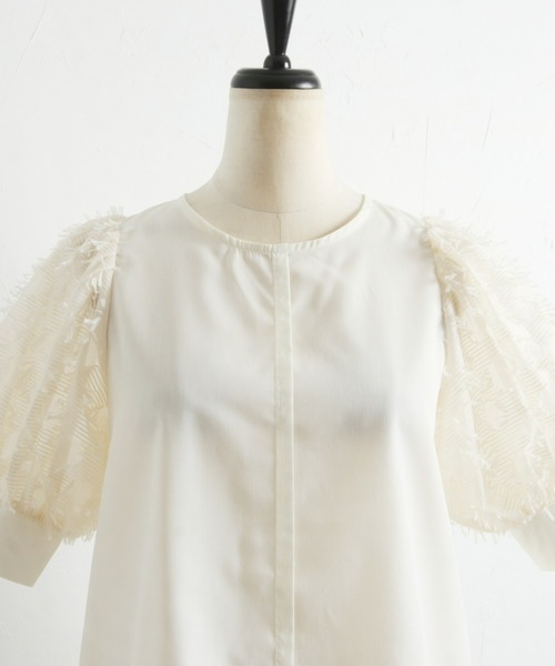 &. NOSTALGIA(アンドドットノスタルジア)の「フリンジスリーブブラウス(シャツ/ブラウス・レディース・ブラック/アイボリー・FREE)」の16枚目の写真