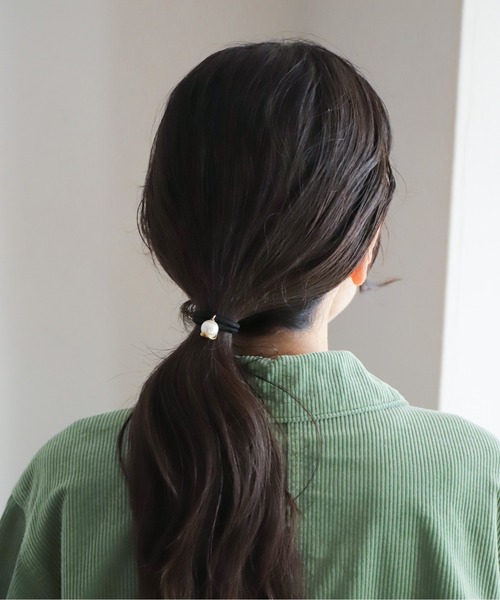 rapiecage(ラピエサージュ)の「メタルカバーパールヘアゴム(その他ヘアアクセサリー・レディース・ゴールド・FREE)」の5枚目の写真