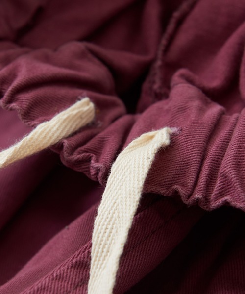 CUBE SUGAR（キューブシュガー）の「微起毛ツイルラクゆるっとパンツ（その他パンツ・レディース・カーキ/ベージュ/チャコールグレー/ナチュラル/レッド・M）」の17枚目の写真