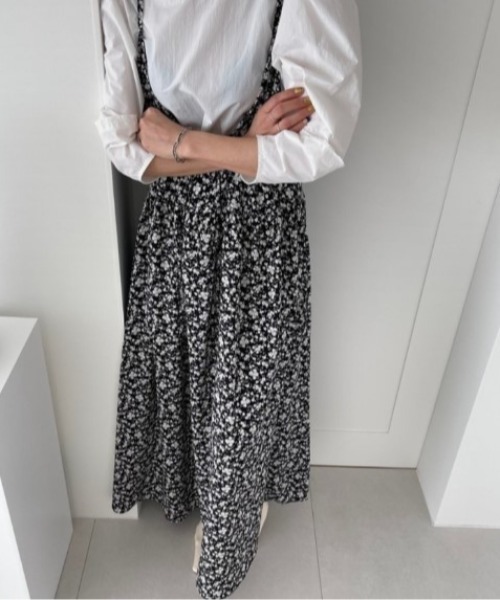 sorule（ソルレ）の「フラワーフロントリボンキャミワンピース（ワンピース・レディース・イエロー/ブラック/ブルー・FREE）」の5枚目の写真