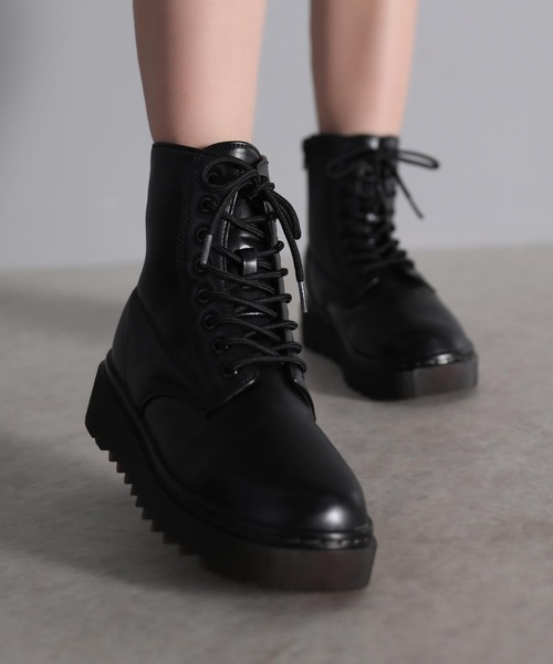 Java(ジャバ)の「《JaVaジャバ コラボ》冬の定番アイテム!クリアシャークソールレースアップブーツ(ブーツ・レディース・ブラウン/ブラック・XX-LARGE/XXX-LARGE/XXXX-LARGE/LARGE/X-LARGE/MEDIUM/SMALL)」の4枚目の写真