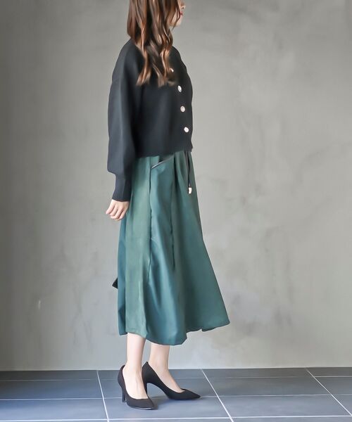 rps（アールピーエス）の「多釦ショート丈ニットカーディガン（カーディガン/ボレロ・レディース・アイボリー/ブラック/ダークネイビー/ボルドー・フリー）」の8枚目の写真