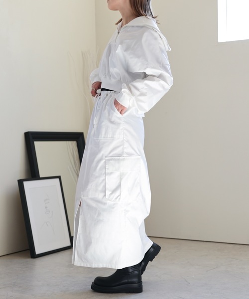 ULEULA（ウルア）の「ハーフZIPショートプルオーバー＋カーゴスカート/セットアップ（セットアップ・レディース・カーキ/ブラック/ホワイト・FREE）」の7枚目の写真