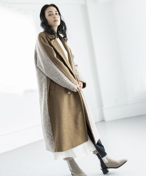 OSMOSIS(オズモーシス)の「バイカラーダブルブレストコート(ダウンジャケット/コート・レディース・ベージュ/ブルー/ブラック・ONE SIZE)」の6枚目の写真