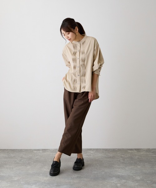 OWLSPALE（オールズペール）の「ストライプピンタックシャツ（シャツ/ブラウス・レディース・ライトベージュ/カーキ/アイボリー・FREE）」の6枚目の写真