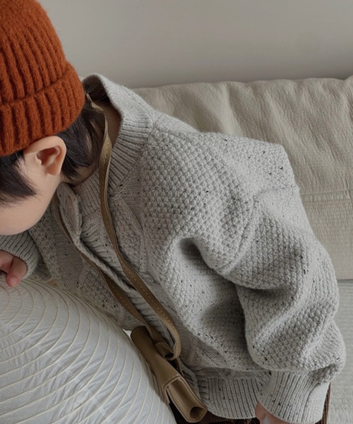 aimoha(アイモハ)の「【aimoha-KIDS-】子供服 かわいい編みカーディガン (AW)(カーディガン/ボレロ・キッズ・グレー/ホワイト・110/130/90/120/100)」の10枚目の写真