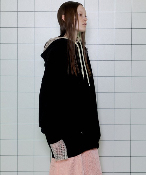 MAISON SPECIAL(メゾンスペシャル)の「Oversized Hoodie/オーバーサイズフーディ【MAISON SPECIAL/メゾンスペシャル】(パーカー・レディース・ブラック/レッド/ホワイト/グレー・FREE)」の12枚目の写真