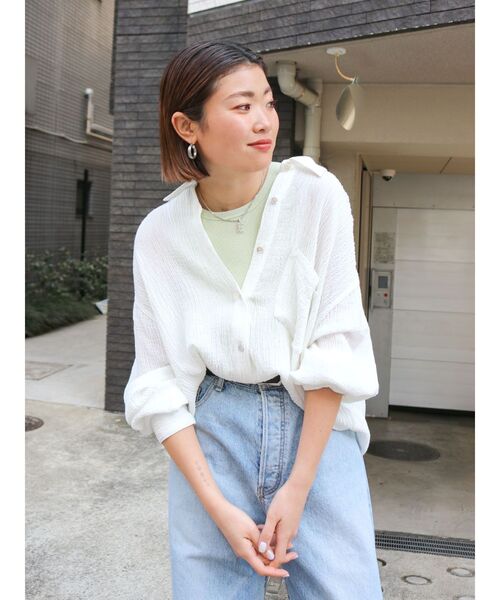 Ungrid（アングリッド）の「楊柳ビッグルーズシャツ（シャツ/ブラウス・レディース・イエロー/オフホワイト/ブルー・FREE）」の5枚目の写真