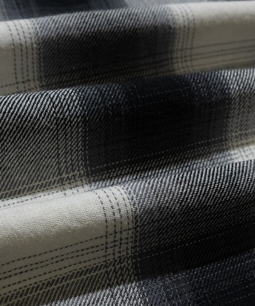 Red Cap Girl（レッドキャプガール）の「【a-r】〔RedCapGirl/レッドキャップガール〕バックイラスト刺繍 オンブレチェック バルーンスリーブ シャツ 長袖（シャツ/ブラウス・レディース・マルチ/ブラック/ブルー/ホワイト/ブラック系その他/ホワイト系その他/ブラウン/ベージュ・LARGE/MEDIUM/X-LARGE）」の14枚目の写真