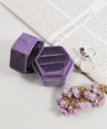 styiro（スタイロ）の「ベルベット リングケース（収納グッズ）」