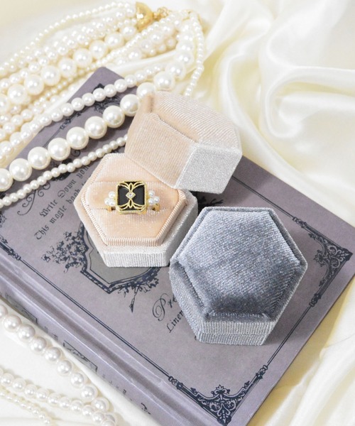 Juvelia】ラベンダージェイドヘキサゴンベルベットリングボックス