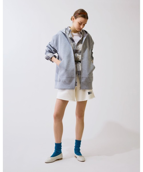 THE SHINZONE（ザ　シンゾーン）の「THE SHINZONE MARITIME MUSEUM SHORTS 24SMSPA09（スウェットパンツ・レディース・チャコールグレー/ホワイト・FREE）」の4枚目の写真