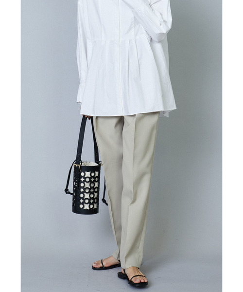 1er Arrondissement（プルミエアロンディスモン）の「ポリエステルウールドスキン タックパンツ（その他パンツ・レディース・ブラック/ベージュ・38/36）」の18枚目の写真