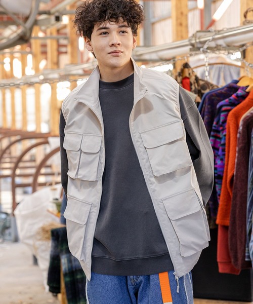 niko and...(ニコアンド)の「リップストップベスト(ベスト・メンズ・オフホワイト/ブラック・MEDIUM/LARGE)」の5枚目の写真