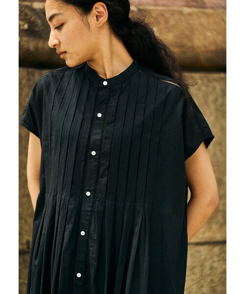 Bshop（ビショップ）の「INDIA INDUSTRY | ピンタックシャツワンピース WOMEN（シャツワンピース・レディース・ブラック/ピンク/オフホワイト・1）」の15枚目の写真