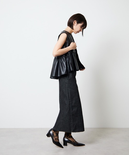 Firsthand(ファーストハンド)の「Firsthand/ファーストハンド 2WAY配色ステッチデニムワンピース(ワンピース・レディース・ブラック/ネイビー・FREE)」の7枚目の写真