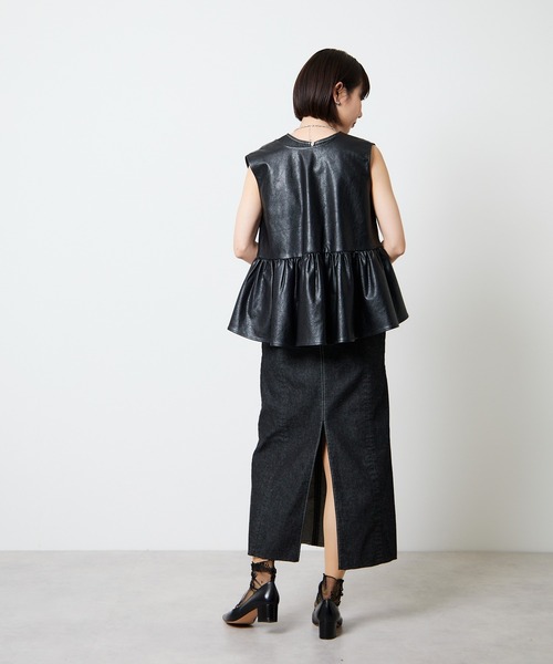 Firsthand(ファーストハンド)の「Firsthand/ファーストハンド 2WAY配色ステッチデニムワンピース(ワンピース・レディース・ブラック/ネイビー・FREE)」の8枚目の写真