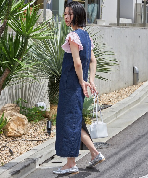 Firsthand(ファーストハンド)の「Firsthand/ファーストハンド 2WAY配色ステッチデニムワンピース(ワンピース・レディース・ブラック/ネイビー・FREE)」の12枚目の写真