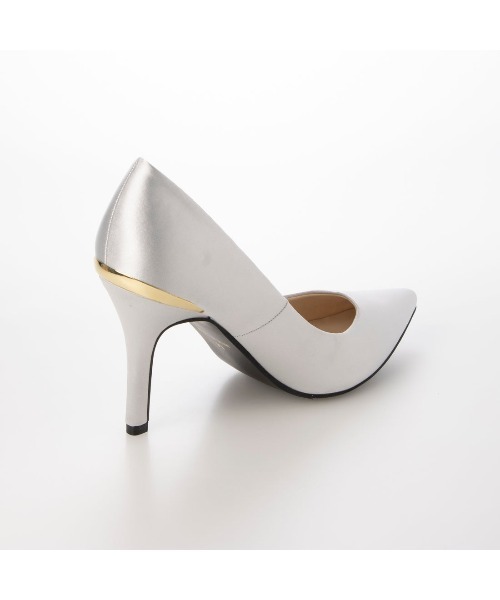 Miminy Piminy（ミミニー ピミニー）の「MiminyPiminy(ミミニーピミニー)9cmヒールポインテッドトゥプレーンパンプス（パンプス・レディース・ブラック/シルバー・S/M/L/LL）」の8枚目の写真