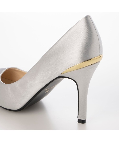 Miminy Piminy（ミミニー ピミニー）の「MiminyPiminy(ミミニーピミニー)9cmヒールポインテッドトゥプレーンパンプス（パンプス・レディース・ブラック/シルバー・S/M/L/LL）」の4枚目の写真