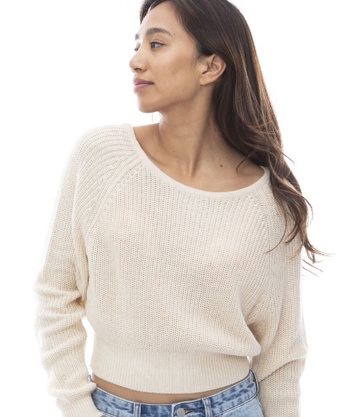 BILLABONG（ビラボン）の「【直営店限定】BILLABONG レディース SUN SOAKED 2 セーター 【2024年春夏モデル】/ビラボンショート丈ニット（ニット/セーター・レディース・ホワイト/ピンク系その他・MEDIUM）」の4枚目の写真