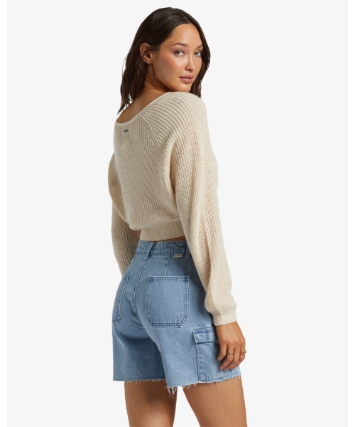 BILLABONG（ビラボン）の「【直営店限定】BILLABONG レディース SUN SOAKED 2 セーター 【2024年春夏モデル】/ビラボンショート丈ニット（ニット/セーター・レディース・ホワイト/ピンク系その他・MEDIUM）」の3枚目の写真