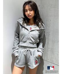 GYDA【MLB】ショートスウェットパーカー