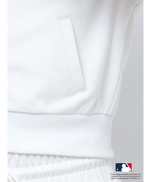 MLB(メジャーリーグベースボール)の「GYDA【MLB】ショートスウェットパーカー(パーカー・レディース・オフホワイト/グレー/ブラック・FREE)」の12枚目の写真