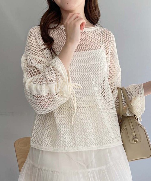 one after another NICE CLAUP(ワンアフターアナザーナイスクラップ)の「メッシュニットトップス【ZOZO限定商品】(Tシャツ/カットソー・レディース・ブラック/グレイッシュベージュ/ナチュラル・FREE)」の6枚目の写真