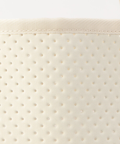 MONO　COMME CA（モノコムサ）の「パンチングショルダートート（トートバッグ・レディース・イエロー/ブラック/グレー/クリーム・FREE）」の7枚目の写真