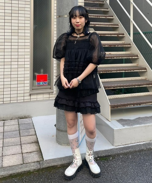 Candy Stripper(キャンディストリッパー)の「PRECOCIOUS FRILL ショーツ(その他パンツ・レディース・ブラック/アイボリー・2)」の8枚目の写真