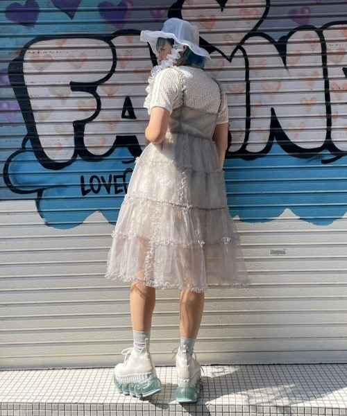 Candy Stripper(キャンディストリッパー)の「PRECOCIOUS FRILL ショーツ(その他パンツ・レディース・ブラック/アイボリー・2)」の12枚目の写真