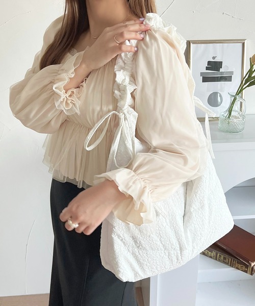 apres jour（アプレジュール）の「ギャザーショルダーバッグ【ZOZOTOWN限定アイテム】（ショルダーバッグ・レディース・ブラック/アイボリー/ピンク・FREE）」の9枚目の写真