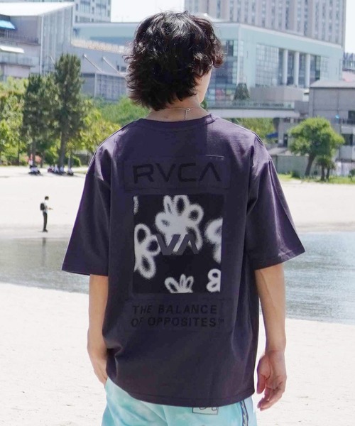 RVCA（ルーカ）の「【ムラサキスポーツ限定】RVCA/ルーカ 半袖Tee バックプリント オーバーサイズ ユニセックス BE04A-P21（Tシャツ/カットソー・メンズ・ホワイト/カーキ/ネイビー/ブラック・S/M/L）」の22枚目の写真