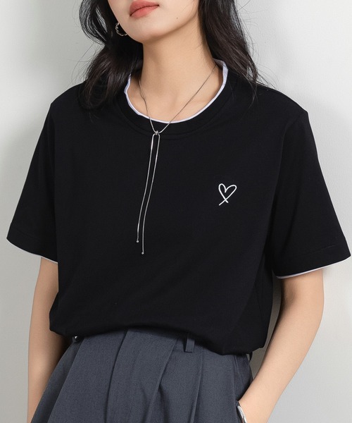DAY CLOSET（デイ クローゼット）の「レディース 半袖レイヤード風ワンポイントハートロゴTシャツ（Tシャツ/カットソー・レディース・ブラック/ホワイト/チャコールグレー/杢グレー・FREE）」の3枚目の写真