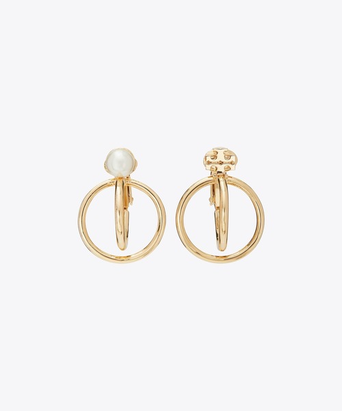 TORY BURCH（トリーバーチ）の「キラ パール ダブルフープ クリップオンイヤリング（イヤリング・レディース・ゴールド・ONE SIZE）」の2枚目の写真