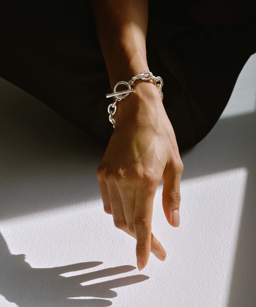 ISOLATION（アイソレーション）の「【ISOLATION / アイソレーション】Silver925 Oval Chain Bracelet / シルバー925 オーバルチェーンブレスレット（ブレスレット・メンズ・シルバー・20.5cm/18cm）」の6枚目の写真