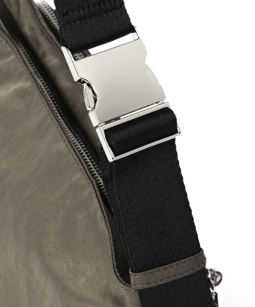 HEREIAM（ヘレイアム）の「【HEREIAM】アウトポケットショルダー（ショルダーバッグ・レディース・カーキ/ブラック・FREE）」の15枚目の写真