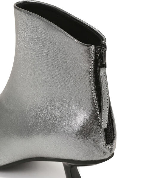 N.（N. Natural Beauty Basic）（エヌエヌナチュラルビューティーベーシック）の「◆ポインテッドショートブーツ（ブーツ・レディース・ブラック/シルバー・22.5/23.5/24.5）」の12枚目の写真