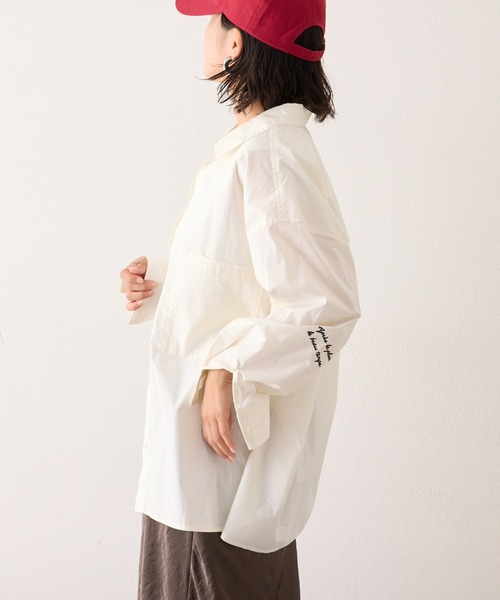 WILLOW(ウィロー)の「【WILLOW】ワンポイント刺繍オーバースリープシャツ(シャツ/ブラウス・レディース・ホワイト・ONE SIZE)」の10枚目の写真