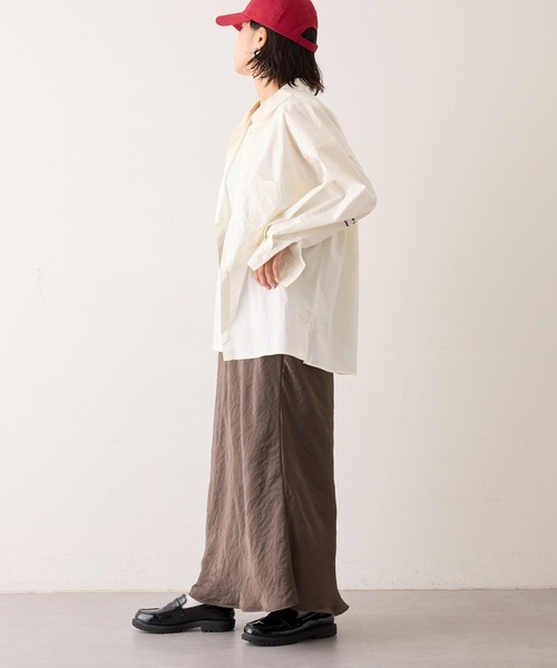 WILLOW(ウィロー)の「【WILLOW】ワンポイント刺繍オーバースリープシャツ(シャツ/ブラウス・レディース・ホワイト・ONE SIZE)」の14枚目の写真