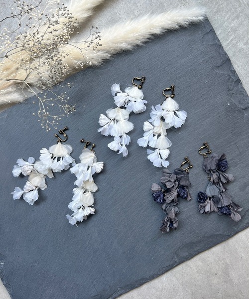 m.soeur（エムスール）の「イチョウと撫子のイヤリング（イヤリング・レディース・ブラック/グレー/ホワイト・FREE）」の9枚目の写真