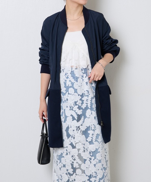 COLLAGE GALLARDAGALANTE（コラージュガリャルダガランテ）の「MA-1コンビブルゾン（ブルゾン・レディース・ネイビー/キャメル・FREE）」の4枚目の写真