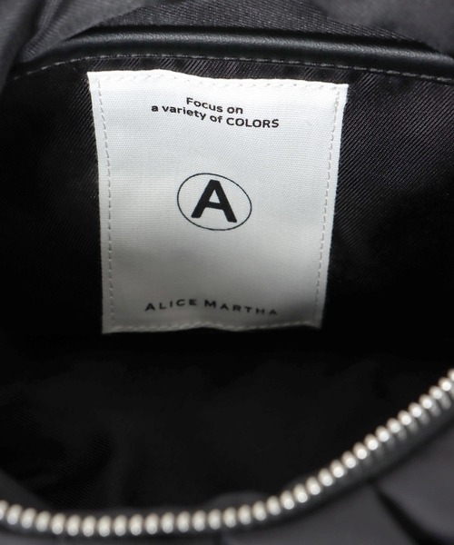 ALICE MARTHA(アリスマシャ)の「ERIN ナイロンショルダーバッグ【ALICE MARTHA/アリスマーサ】(ショルダーバッグ・レディース・ブラック・フリー)」の9枚目の写真