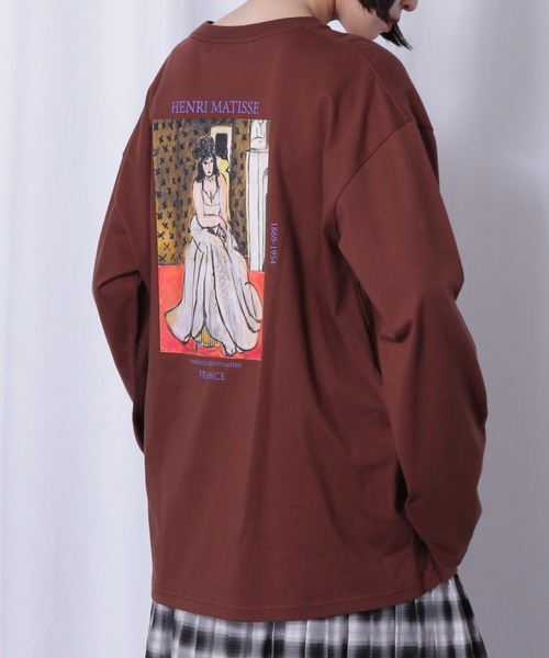 CREOLME(クレオルム)の「(CREOLME)グラフィックアートロングTシャツ(Tシャツ/カットソー・レディース・グレー/ホワイト系その他/ブラウン・FREE)」の3枚目の写真